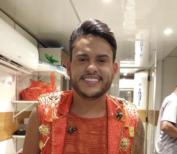Thiago Aquino celebra quarto ano no Carnaval de Salvador e destaca novo projeto