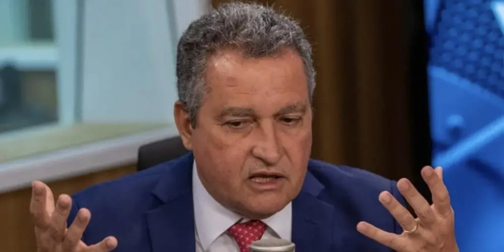 Rui confirma saída de ministério para disputar vaga no Senado