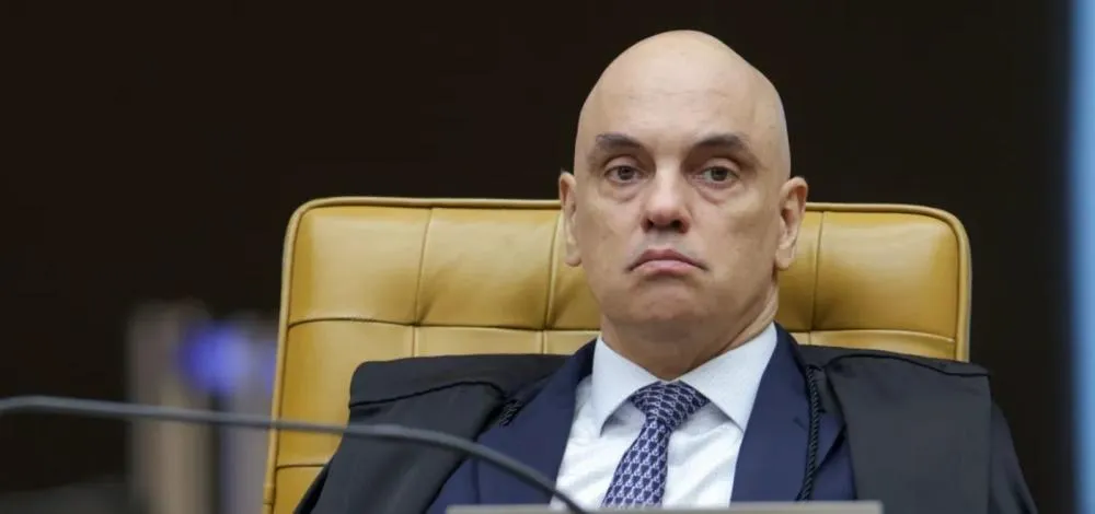 Moraes manda apreender bens de ex-secretário apontado como fonte de jornalista em caso sobre Din
